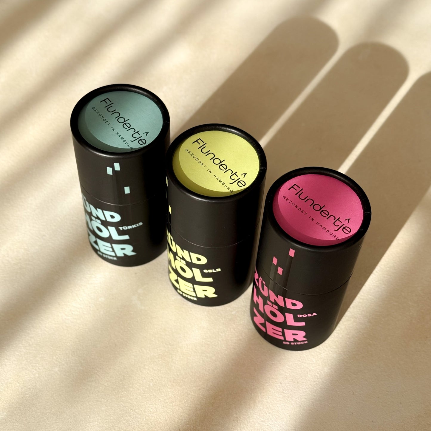 3er-Set farbige Zündhölzer von Flundertje in Pappdose geschlossen